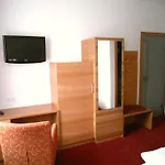 Schillerhof Garni Hotel