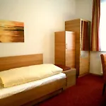 Hotel Schillerhof Hotel Garni 2*