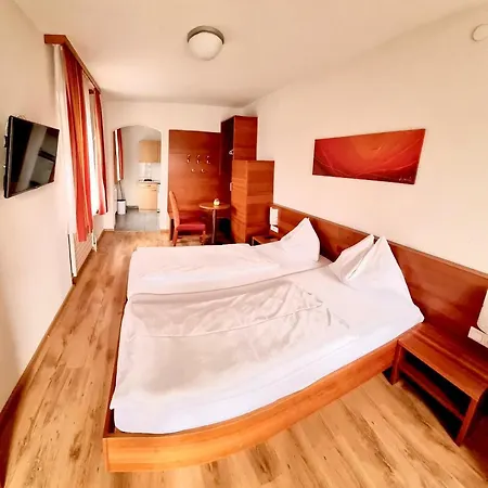 Schillerhof Garni Ξενοδοχείο Vöcklabruck