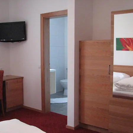 Schillerhof Garni 2*