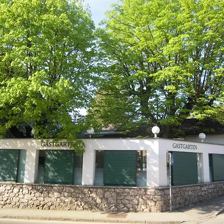 Schillerhof Garni 酒店 2*