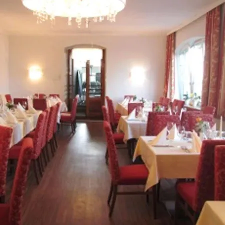 Schillerhof Garni Hotel Vöcklabruck